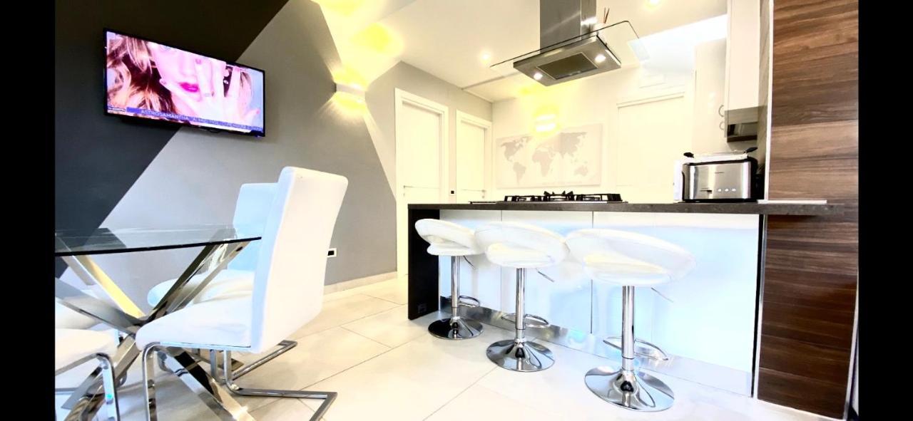 Mottola Apartment Тропеа Екстериор снимка
