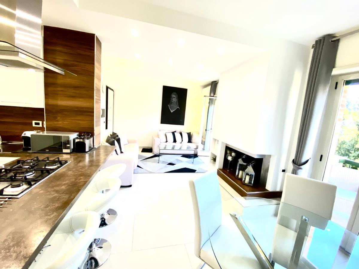 Mottola Apartment Тропеа Екстериор снимка