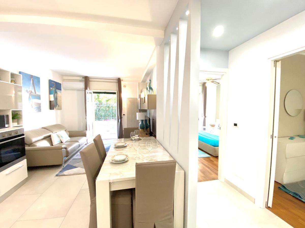 Mottola Apartment Тропеа Екстериор снимка