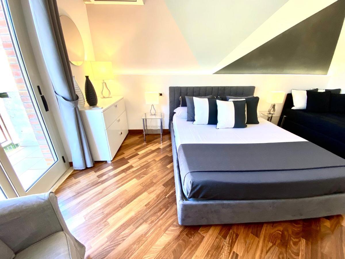 Mottola Apartment Тропеа Екстериор снимка