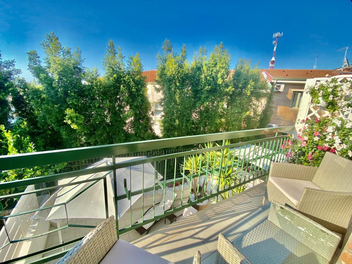 Mottola Apartment Тропеа Екстериор снимка