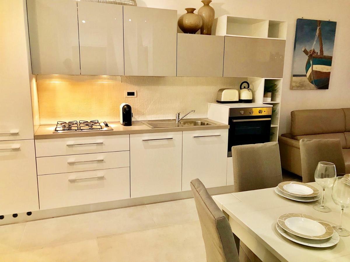 Mottola Apartment Тропеа Екстериор снимка