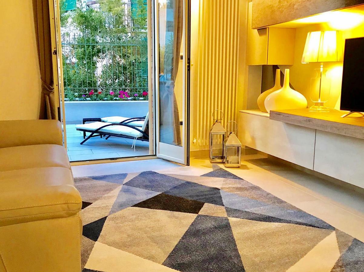 Mottola Apartment Тропеа Екстериор снимка