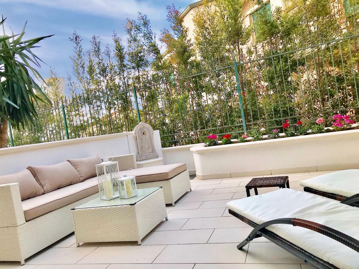 Mottola Apartment Тропеа Екстериор снимка