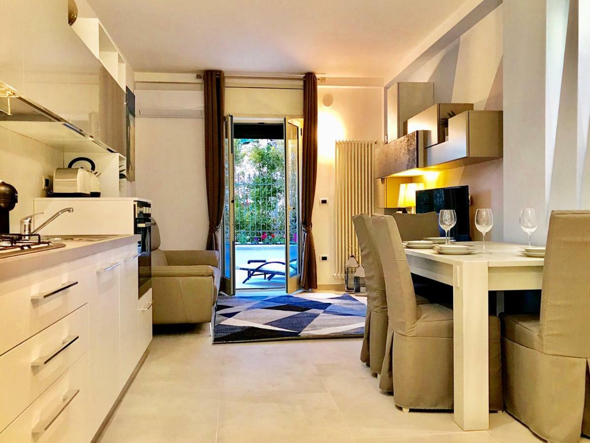 Mottola Apartment Тропеа Екстериор снимка